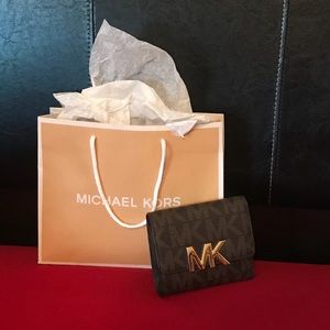 Michael Kors Wallet NWOT